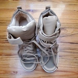 Machi High Top Hidded Wedge Sneakers
